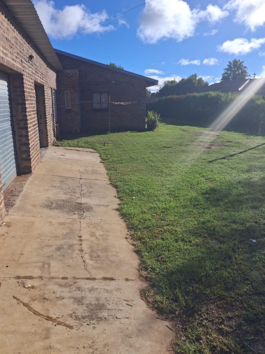 3 Bedroom Property for Sale in Bloemhof North West